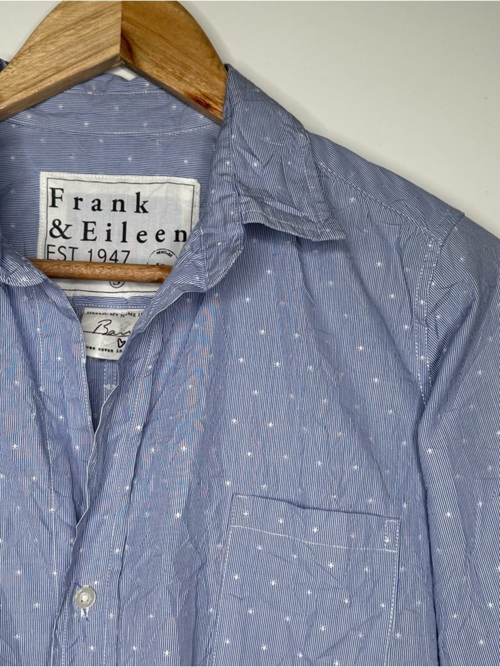 Frank & Eileen “Barry” Light Blue Stripe Star Patterned Button-Up Shirt Small - Picture 3 of 9